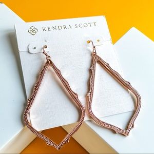 Kendra Scott Sophee Drop Earrings In Rose Gold